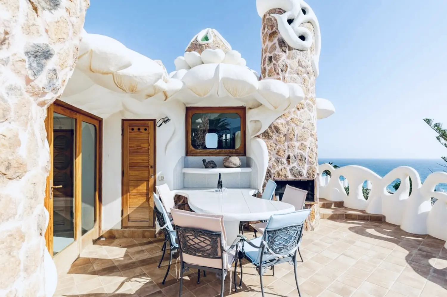 Oceania Sugarhouse – Essbereich im Freien